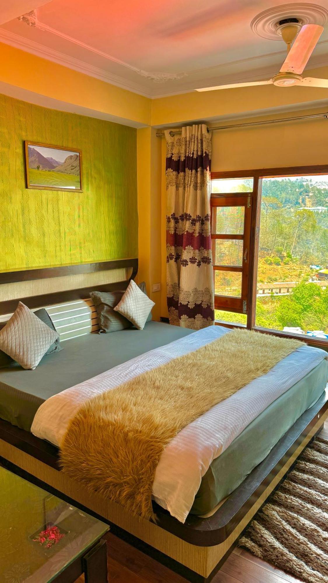Hotel Apple Regency Shimla Buitenkant foto